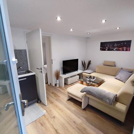 Elida Apartment Burgrieden Bagian luar foto