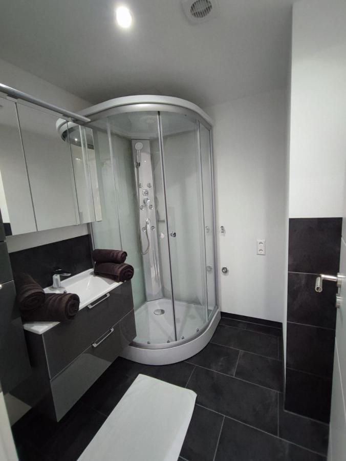 Elida Apartment Burgrieden Bagian luar foto