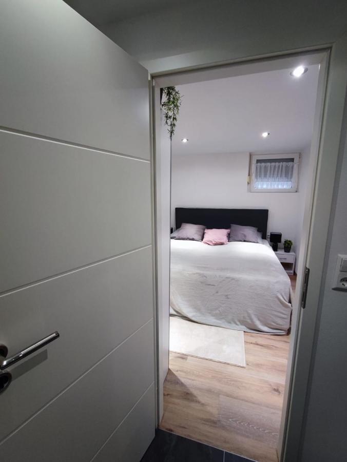 Elida Apartment Burgrieden Bagian luar foto